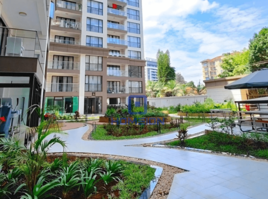 3 Bedroom Apartment For Sale in Riverside