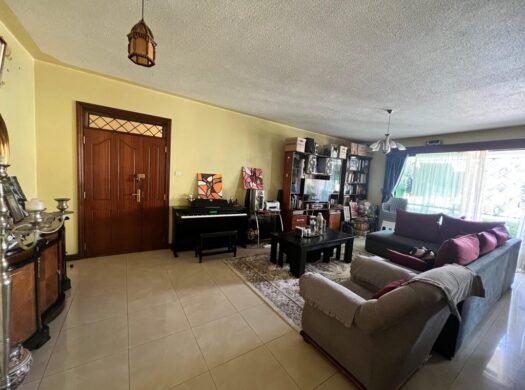 3 Bedroom Apartment with DSQ For Sale in Kilimani
