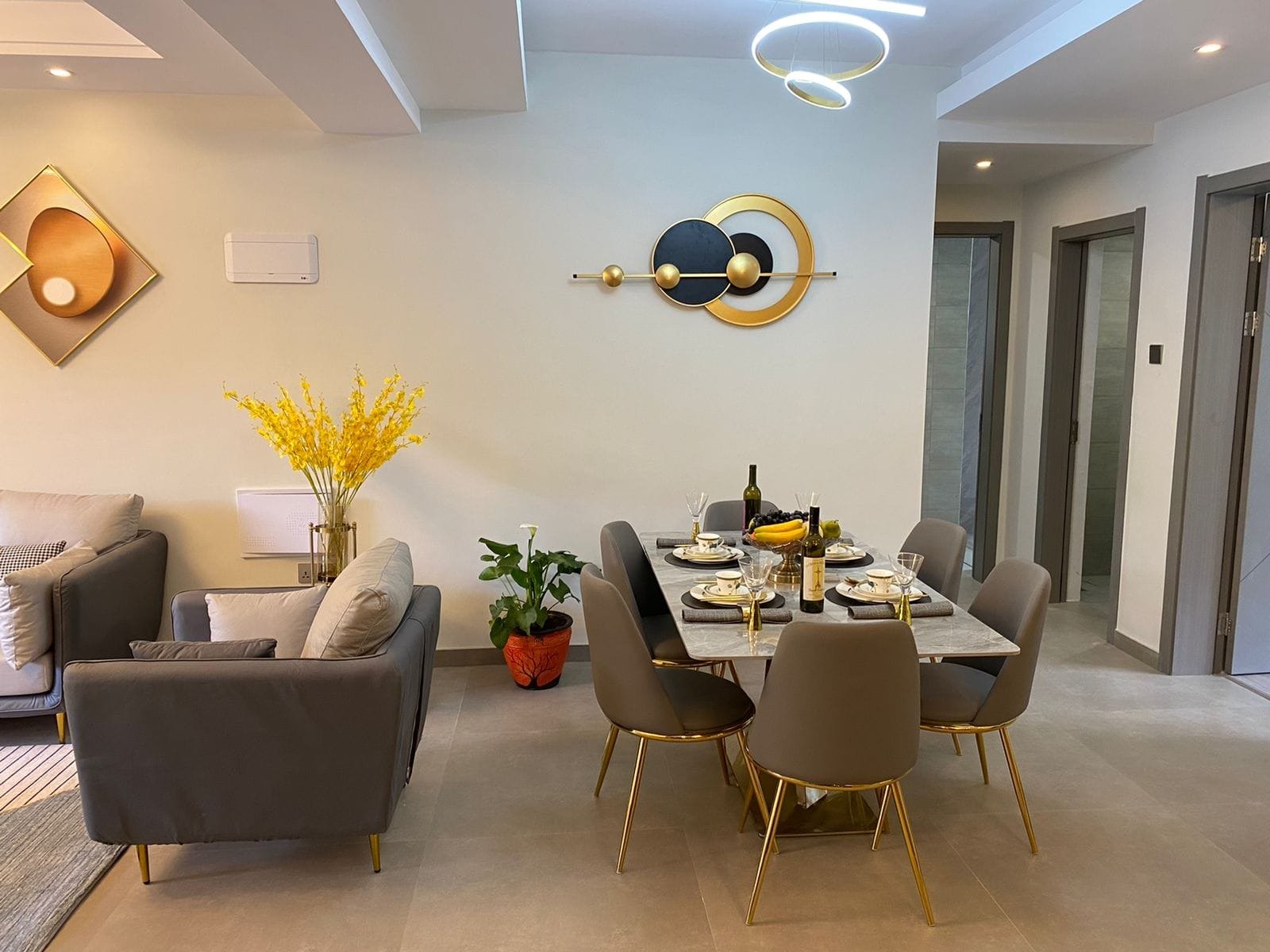 imgi_32_Lounge 108 Riverside | Riverside Lane West 1,2,3 Bedroom Apartment For Sale