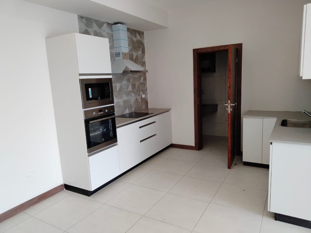 imgi_41_Kitchen.-2 Skynest Residences in Westlands, Nairobi | Luxury 1, 1.5, 2 & 3 Bedroom Duplex Apartments For Sale