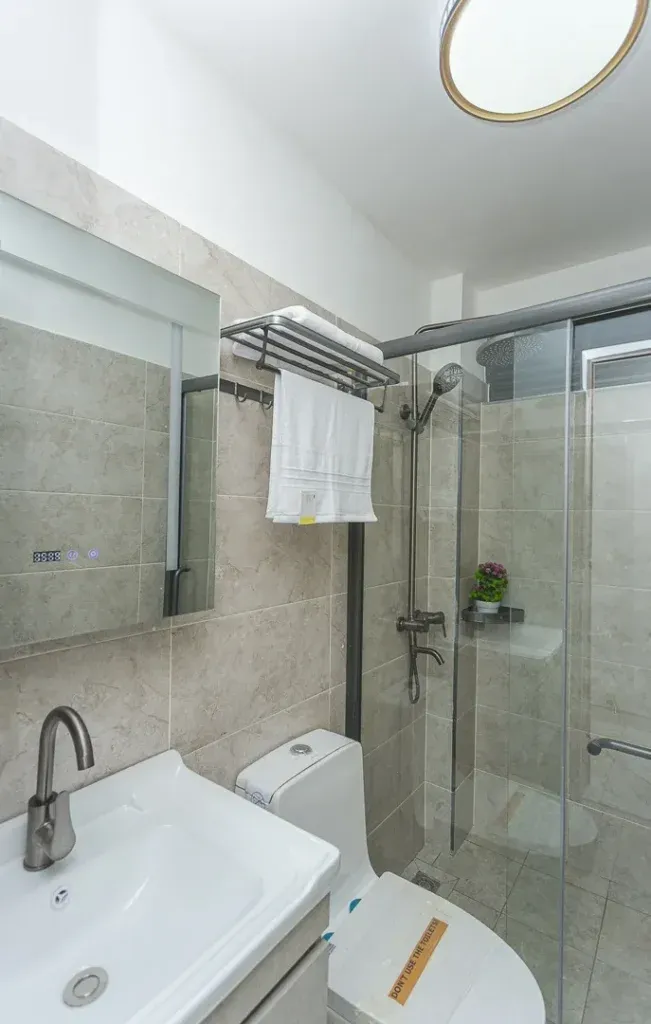 imgi_45_alina-ridge-apartments-5-651×1024 Studio Apartments For Sale in Kileleshwa off Kangundo Road
